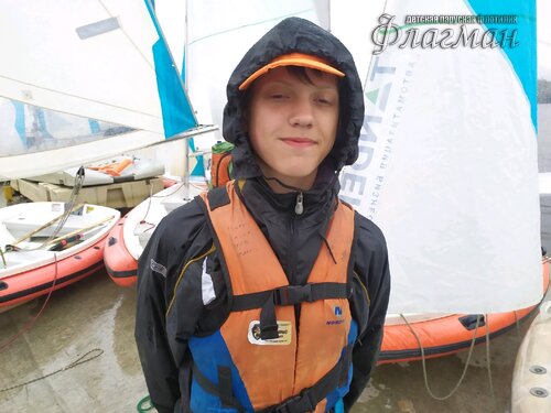 1d1bc25f.ID Photo.071737